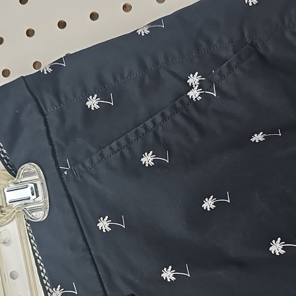 Denim & Flower Mens Shorts Sz 36 - Picture 3 of 11